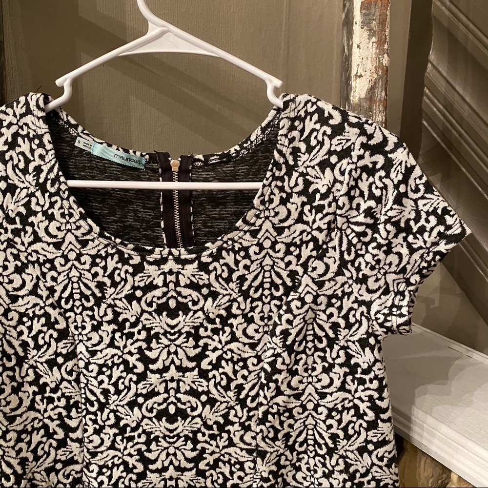 Maurices - Picture 2 of 4